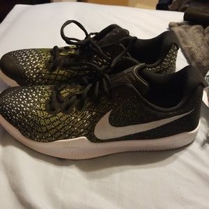 Kobe Mamba Instinct Basketball Shoes